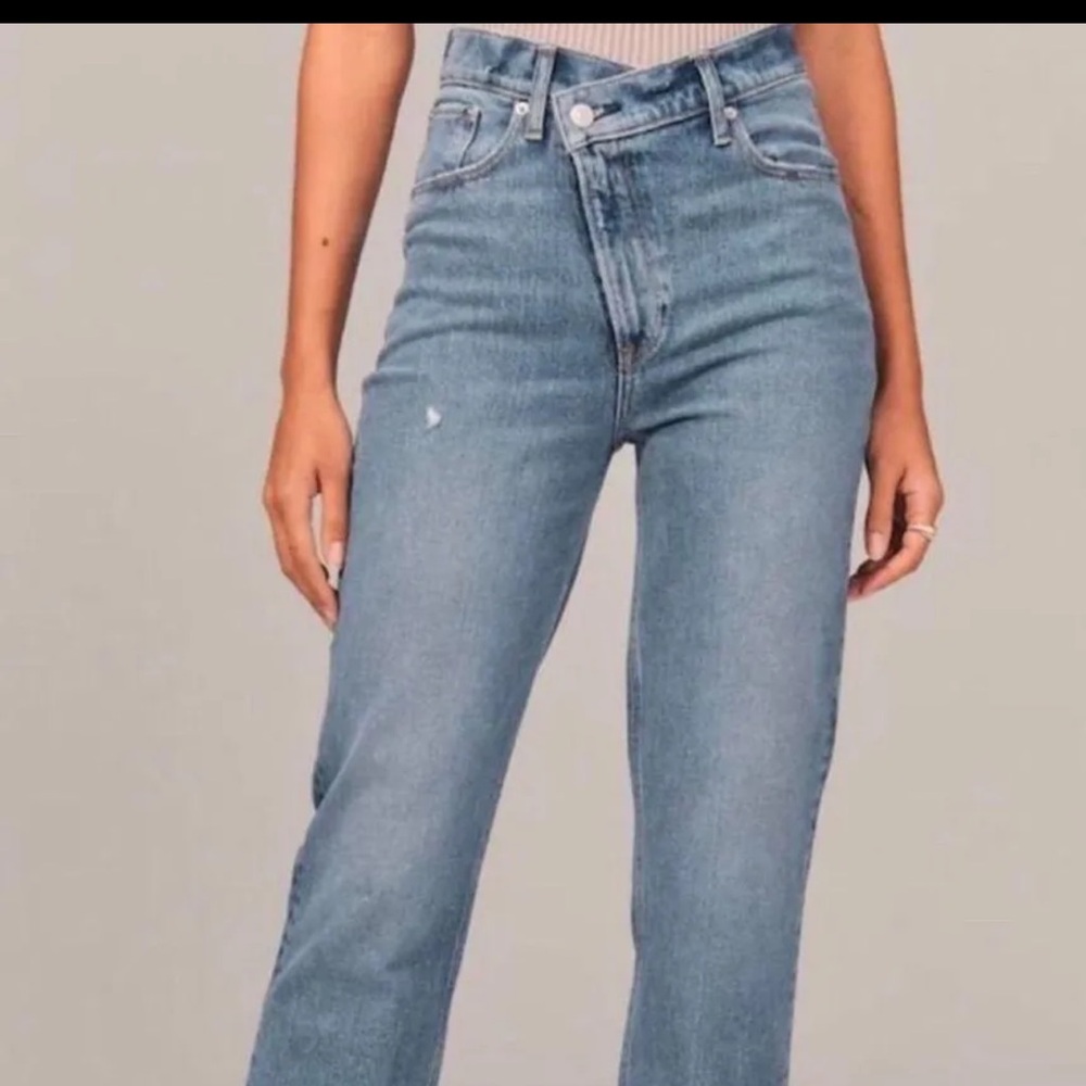 Abercrombie and fitch dad jeans crossover